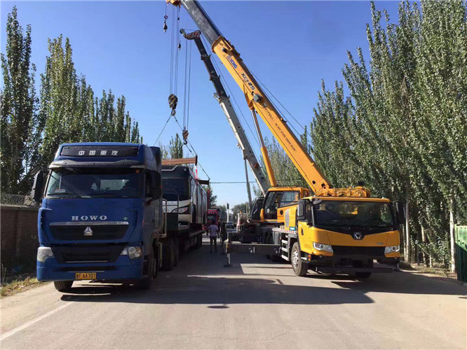 炉霍县“省油又稳当”—— 吊车的 “智能节能” 技术